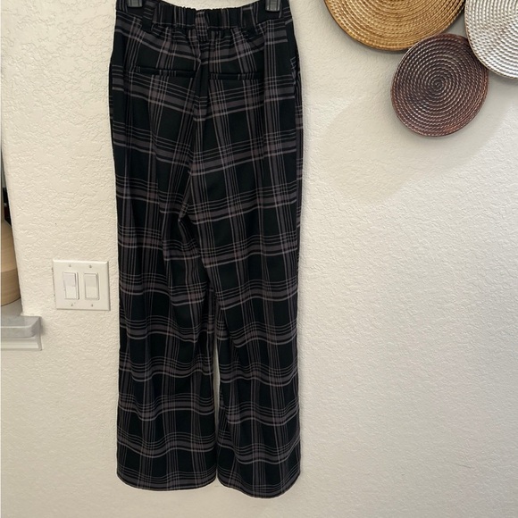 SOCIAL COLLISION plaid grey and black pants size small - Picture 4 of 6